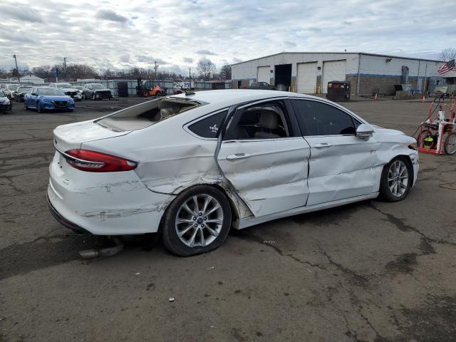 3FA6P0HD0HR287385 - 2017 FORD FUSION SE WHITE photo 3