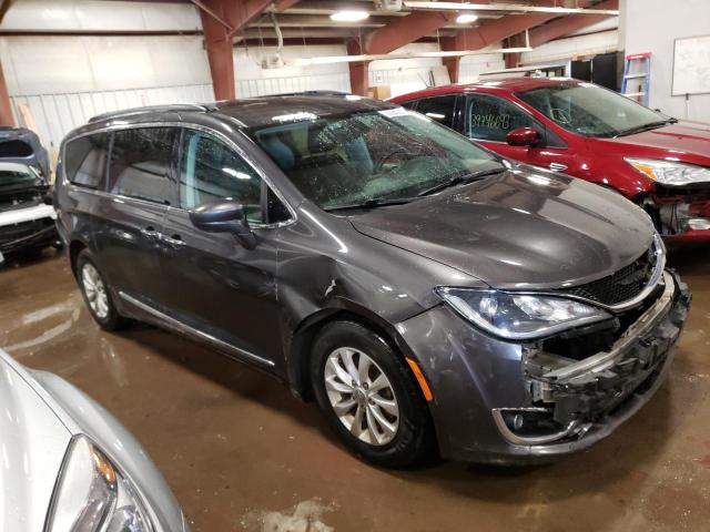 2C4RC1BG0HR543557 - 2017 CHRYSLER PACIFICA TOURING L GRAY photo 4