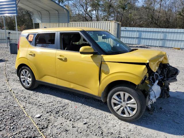 KNDJ23AU1L7063895 - 2020 KIA SOUL LX YELLOW photo 4