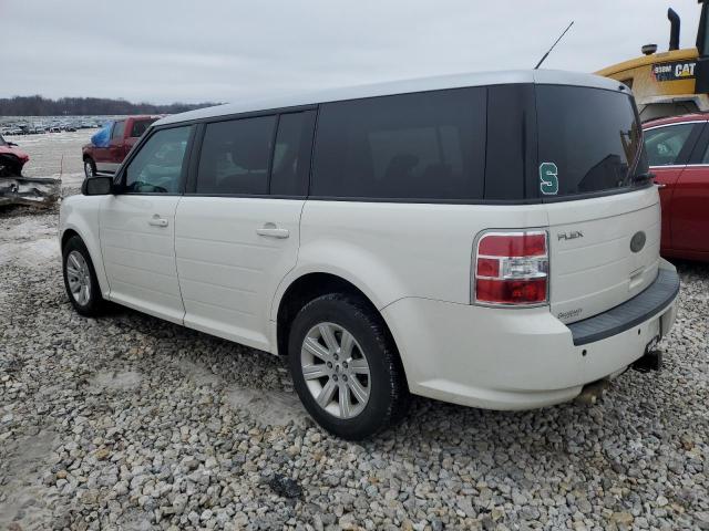 2FMGK5BC0BBD34832 - 2011 FORD FLEX SE WHITE photo 2