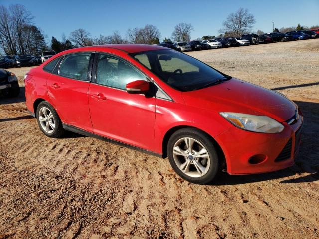 1FADP3F20DL252400 - 2013 FORD FOCUS SE RED photo 4