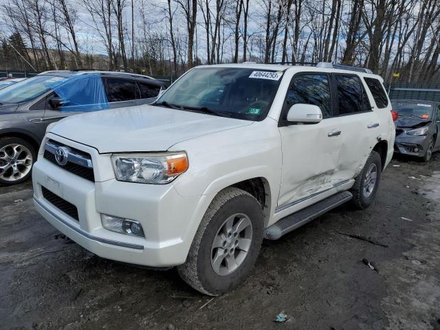 JTEBU5JR2B5035972 - 2011 TOYOTA 4RUNNER SR5 WHITE photo 1