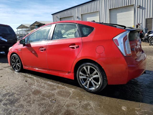 JTDKN3DU7F0417441 - 2015 TOYOTA PRIUS RED photo 2