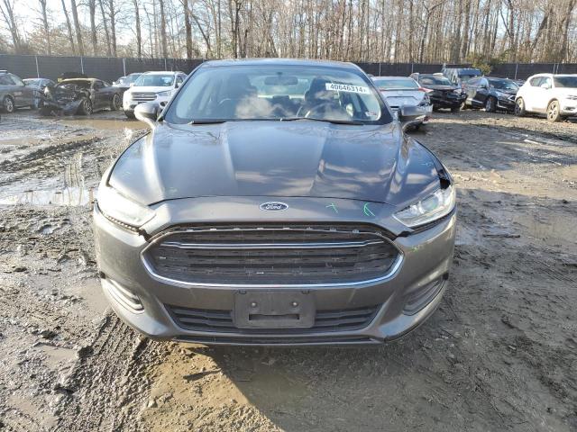 3FA6P0H72GR174997 - 2016 FORD FUSION SE GRAY photo 5