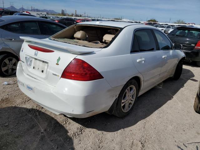 JHMCM56856C008385 - 2006 HONDA ACCORD EX WHITE photo 3