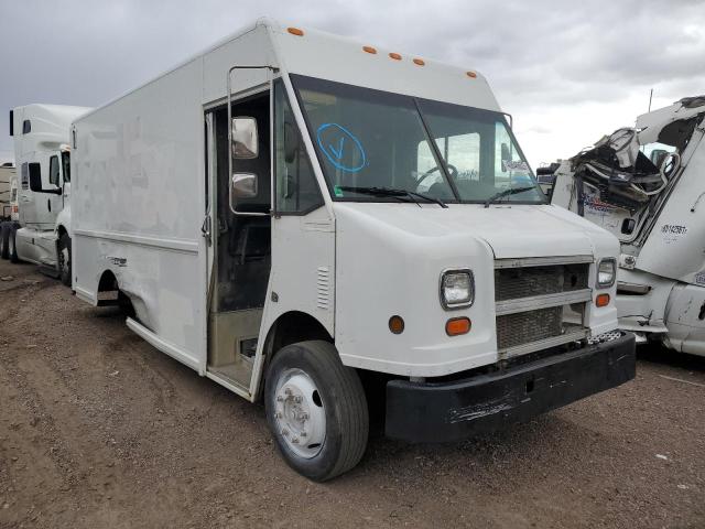 4UZA4FF45YCF78397 - 2000 FREIGHTLINER CHASSIS M LINE WALK-IN VAN WHITE photo 4