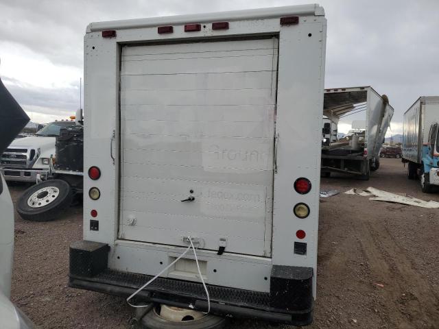 4UZA4FF45YCF78397 - 2000 FREIGHTLINER CHASSIS M LINE WALK-IN VAN WHITE photo 6