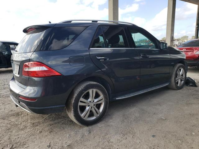 4JGDA5HBXCA056457 - 2012 MERCEDES-BENZ ML 350 4MATIC GRAY photo 3