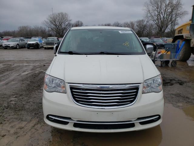 2C4RC1CG0DR785578 - 2013 CHRYSLER TOWN & COU TOURING L WHITE photo 5