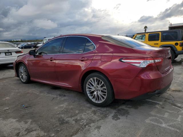 4T1B11HK0JU514907 - 2018 TOYOTA CAMRY L BURGUNDY photo 2