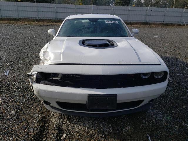 2C3CDZAT0FH911985 - 2015 DODGE CHALLENGER SXT WHITE photo 5