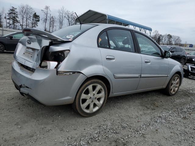 KNADH4A3XB6753008 - 2011 KIA RIO BASE SILVER photo 3