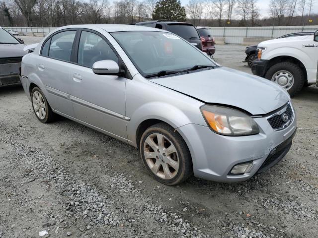 KNADH4A3XB6753008 - 2011 KIA RIO BASE SILVER photo 4