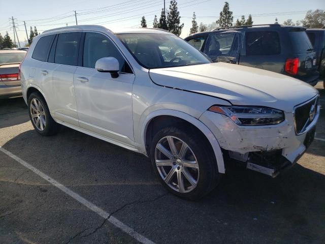 YV4A22PK5L1578527 - 2020 VOLVO XC90 T6 MOMENTUM WHITE photo 4