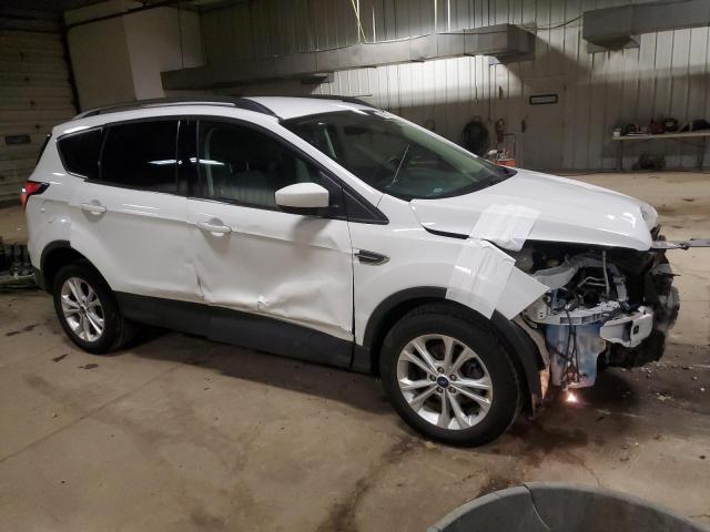 1FMCU0GD8JUD02815 - 2018 FORD ESCAPE SE WHITE photo 4