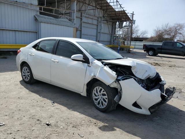 5YFBURHE6HP692588 - 2017 TOYOTA COROLLA L WHITE photo 4