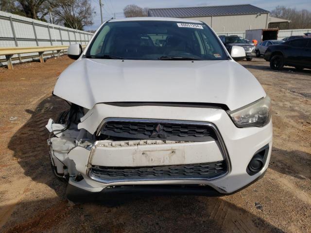 4A4AR3AU6EE016557 - 2014 MITSUBISHI OUTLANDER ES WHITE photo 5