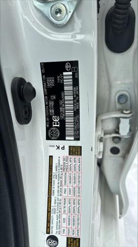 JTNK4RBE8K3063080 - 2019 TOYOTA COROLLA SE WHITE photo 13