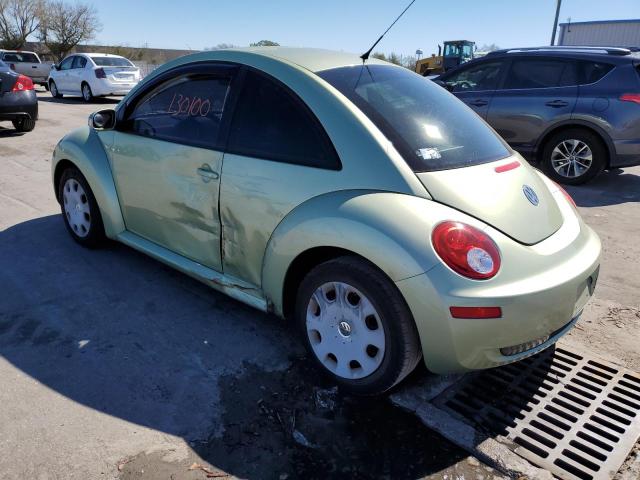 3VWPW3AG5AM009587 - 2010 VOLKSWAGEN NEW BEETLE GREEN photo 2