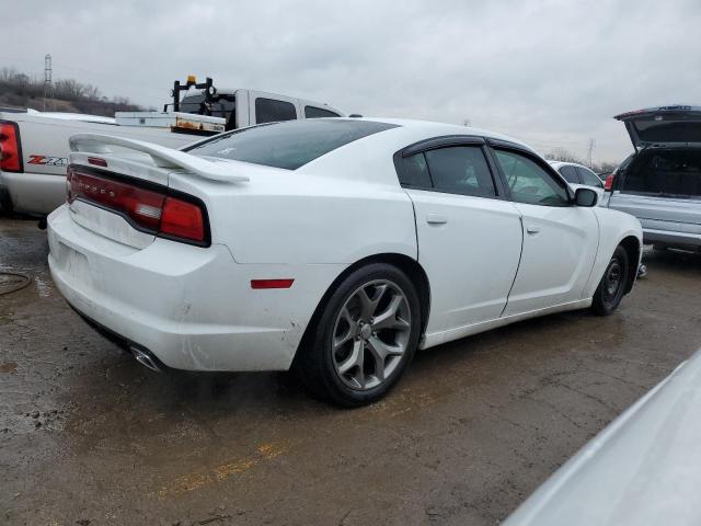 2C3CDXBG0DH579808 - 2013 DODGE CHARGER SE WHITE photo 3