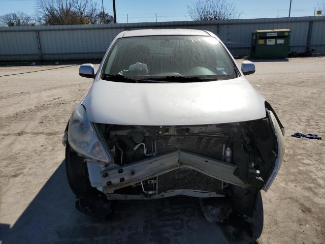 3N1CN7AP6EL868374 - 2014 NISSAN VERSA S SILVER photo 5