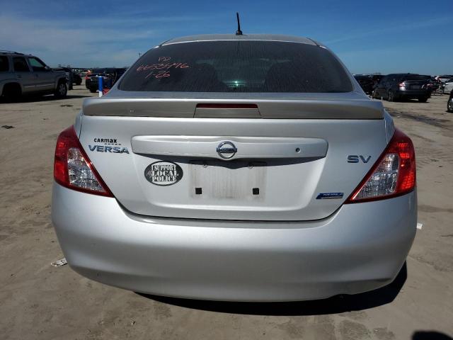 3N1CN7AP6EL868374 - 2014 NISSAN VERSA S SILVER photo 6