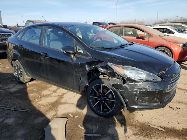 3FADP4BJ5GM173858 - 2016 FORD FIESTA SE BLACK photo 4