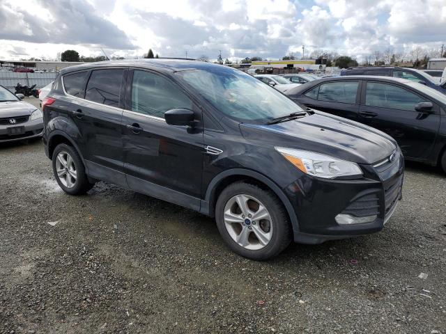 1FMCU9G90FUC44061 - 2015 FORD ESCAPE SE BLACK photo 4