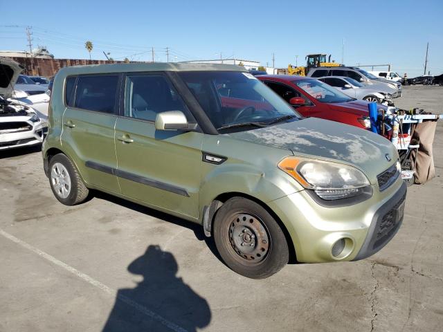 KNDJT2A57D7613246 - 2013 KIA SOUL GREEN photo 4