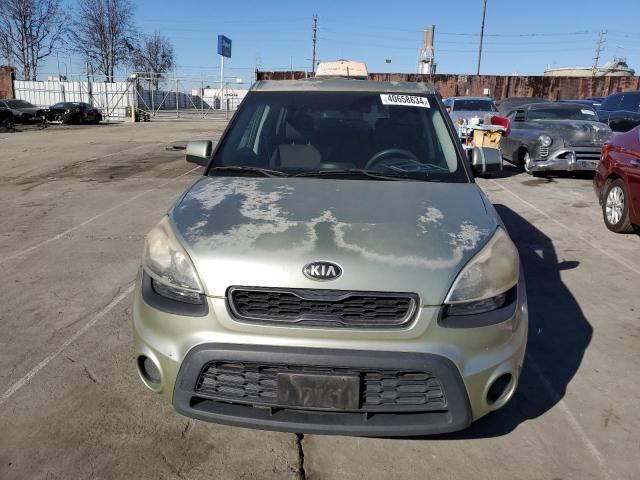 KNDJT2A57D7613246 - 2013 KIA SOUL GREEN photo 5