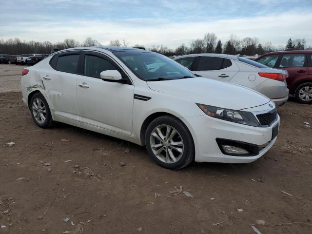 5XXGN4A70DG241077 - 2013 KIA OPTIMA EX WHITE photo 4