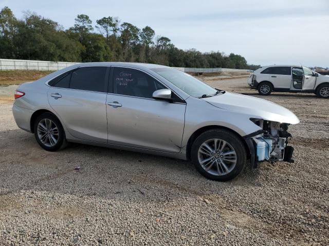 4T1BF1FK6GU612417 - 2016 TOYOTA CAMRY LE SILVER photo 4