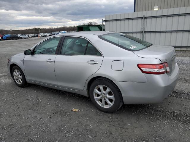 4T1BF3EK7BU688251 - 2011 TOYOTA CAMRY BASE SILVER photo 2