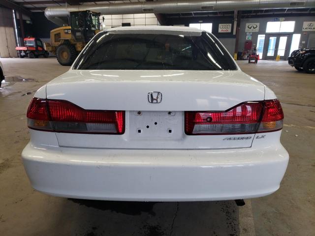 1HGCG66511A002433 - 2001 HONDA ACCORD LX WHITE photo 6