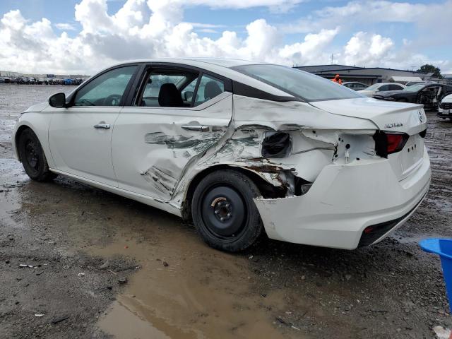 1N4BL4BV5MN390835 - 2021 NISSAN ALTIMA S WHITE photo 2