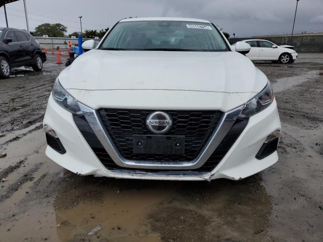 1N4BL4BV5MN390835 - 2021 NISSAN ALTIMA S WHITE photo 5