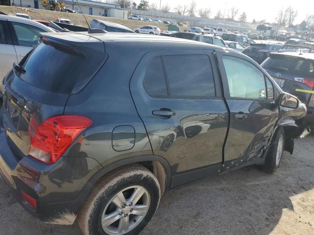 3GNCJKSB2LL265814 - 2020 CHEVROLET TRAX LS GRAY photo 3