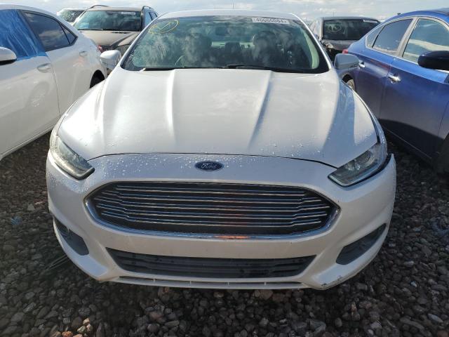 3FA6P0PUXDR235368 - 2013 FORD FUSION SE PHEV WHITE photo 5