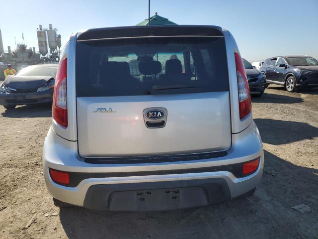 KNDJT2A50C7480327 - 2012 KIA SOUL SILVER photo 6