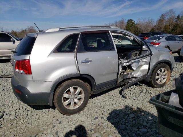 5XYKT3A66CG276170 - 2012 KIA SORENTO BASE SILVER photo 3