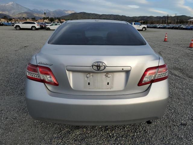 4T4BF3EK5AR075338 - 2010 TOYOTA CAMRY BASE SILVER photo 6