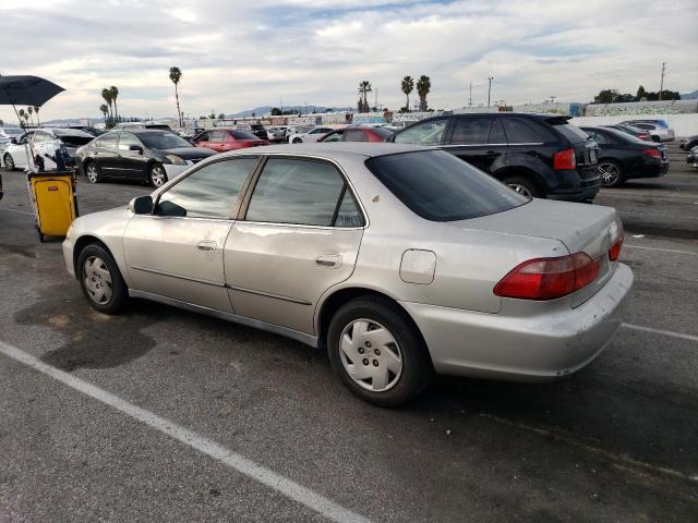 1HGCG1642WA068670 - 1998 HONDA ACCORD LX TAN photo 2