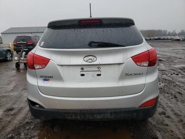 KM8JT3AB6BU160629 - 2011 HYUNDAI TUCSON GL SILVER photo 6