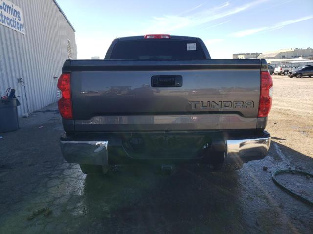 5TFEM5F13GX105737 - 2016 TOYOTA TUNDRA CREWMAX SR5 CHARCOAL photo 6