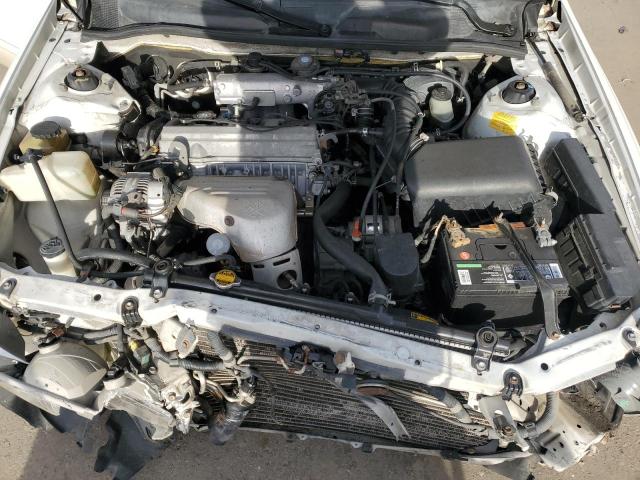 JT2BG22K4Y0464685 - 2000 TOYOTA CAMRY CE WHITE photo 11