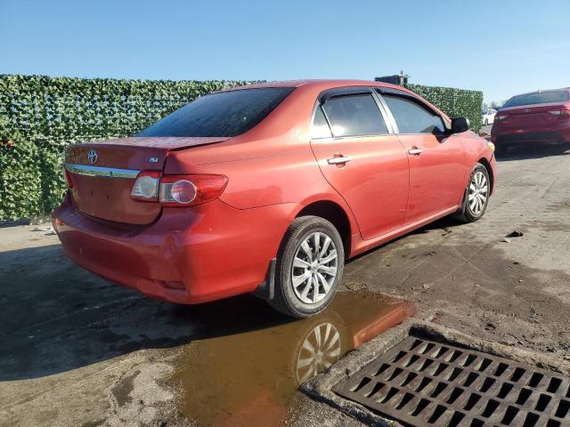 2T1BU4EE6DC980676 - 2013 TOYOTA COROLLA BASE RED photo 3