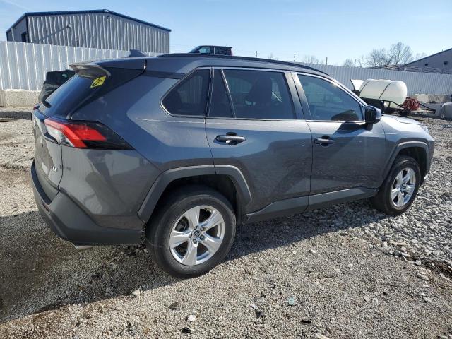 2T3W1RFV6MC088800 - 2021 TOYOTA RAV4 XLE GRAY photo 3