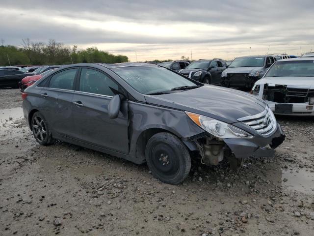 5NPEB4AC4DH640754 - 2013 HYUNDAI SONATA GLS GRAY photo 4