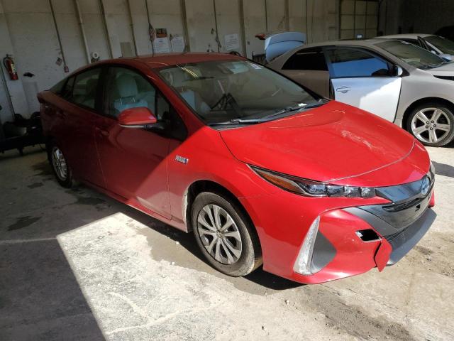 JTDKAMFP6M3175911 - 2021 TOYOTA PRIUS PRIM LE RED photo 4