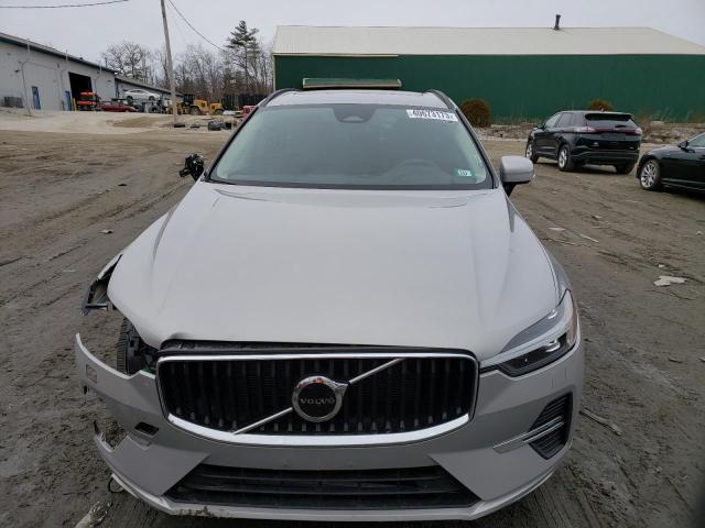 YV4L12RK9N1047245 - 2022 VOLVO XC60 B5 MOMENTUM SILVER photo 5